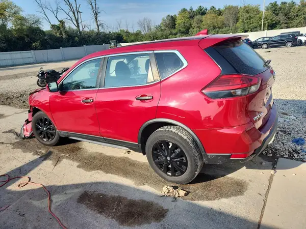 JN8AT2MV6HW000613 2017 NISSAN ROGUE - Image 2