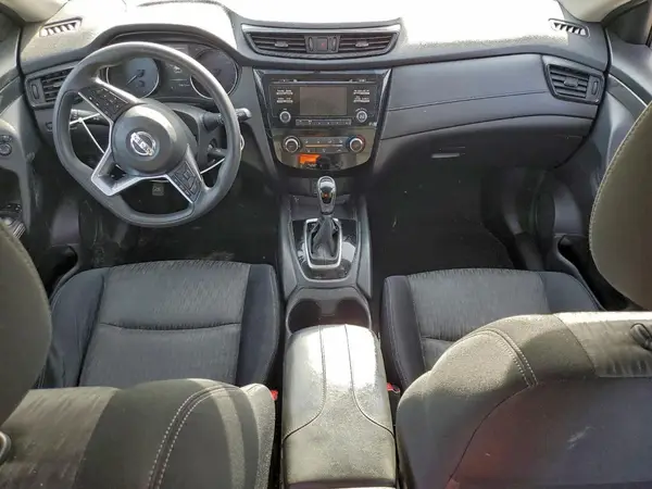 JN8AT2MV6HW000675 2017 NISSAN ROGUE - Image 8