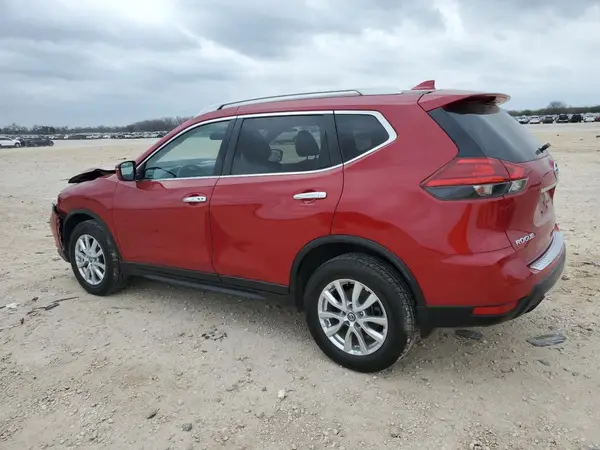 JN8AT2MV6HW001714 2017 NISSAN ROGUE - Image 2