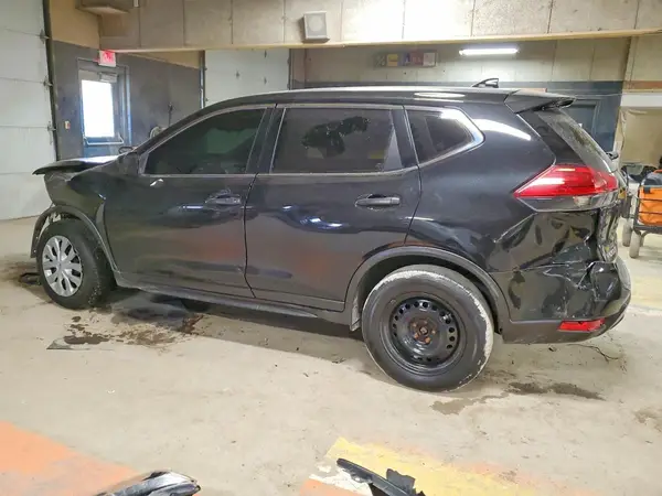 JN8AT2MV6HW003284 2017 NISSAN ROGUE - Image 2