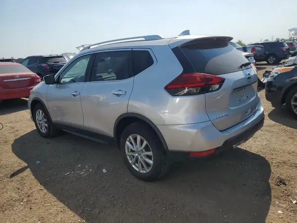 JN8AT2MV6HW003396 2017 NISSAN ROGUE - Image 2