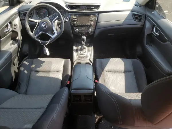 JN8AT2MV6HW003396 2017 NISSAN ROGUE - Image 8
