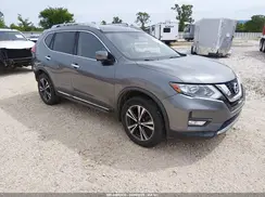 JN8AT2MV6HW004323 2017 NISSAN ROGUE