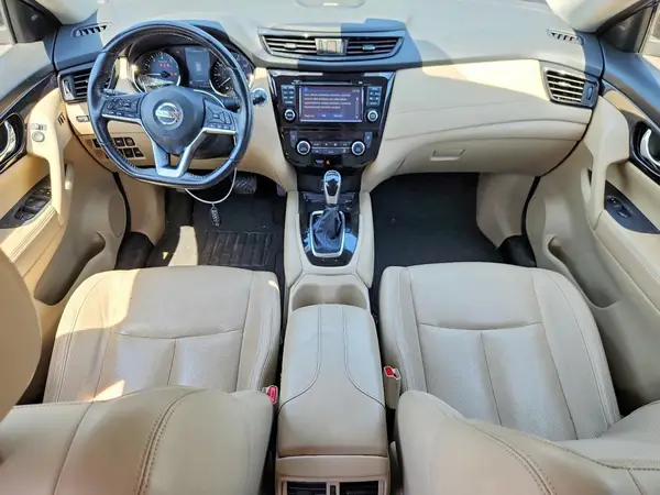 JN8AT2MV6HW004838 2017 NISSAN ROGUE - Image 8