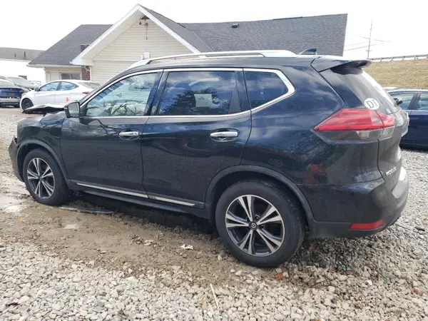 JN8AT2MV6HW005598 2017 NISSAN ROGUE - Image 2
