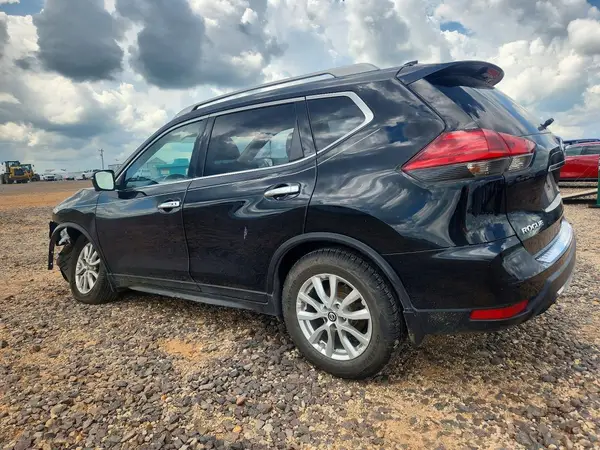 JN8AT2MV6HW005908 2017 NISSAN ROGUE - Image 2