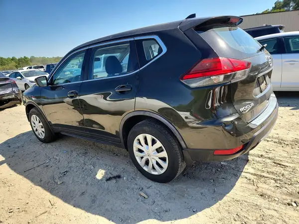 JN8AT2MV6HW006153 2017 NISSAN ROGUE - Image 2