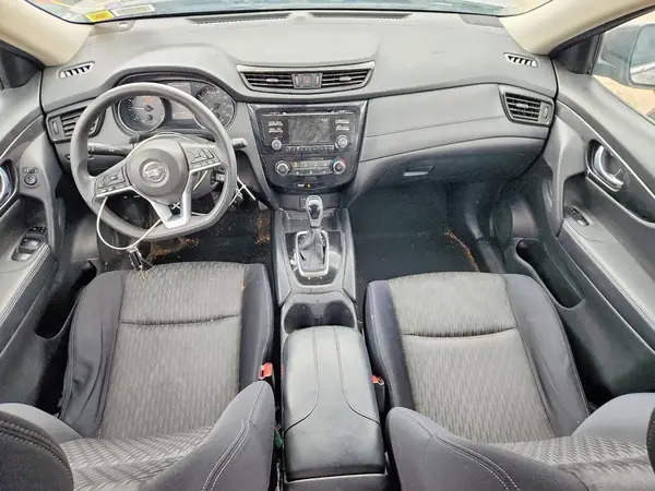 JN8AT2MV6HW006153 2017 NISSAN ROGUE - Image 8