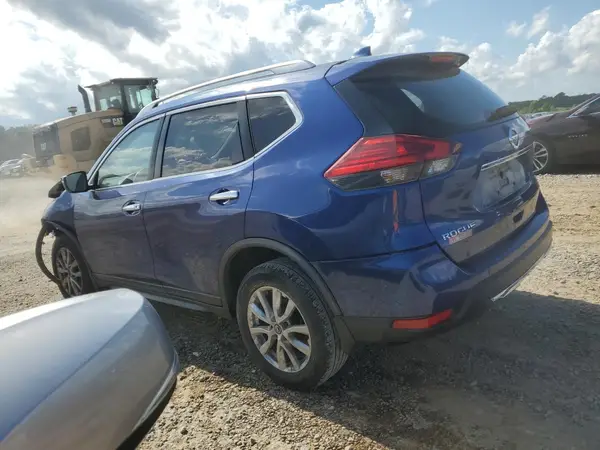 JN8AT2MV6HW010459 2017 NISSAN ROGUE - Image 2