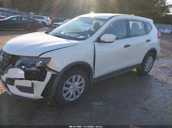JN8AT2MV6HW011384 2017 NISSAN ROGUE - Image 2