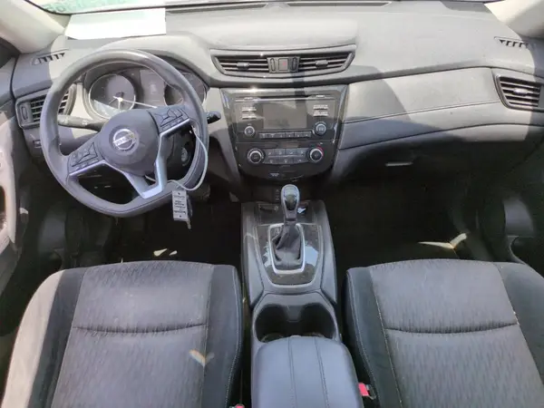 JN8AT2MV6HW013152 2017 NISSAN ROGUE - Image 8