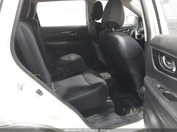 JN8AT2MV6HW013197 2017 NISSAN ROGUE - Image 8