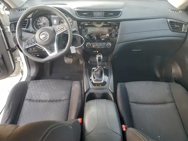 JN8AT2MV6HW013829 2017 NISSAN ROGUE - Image 8