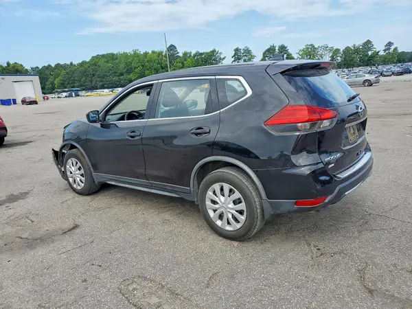 JN8AT2MV6HW013944 2017 NISSAN ROGUE - Image 2