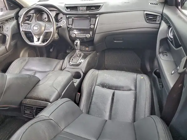 JN8AT2MV6HW015242 2017 NISSAN ROGUE - Image 8