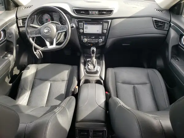 JN8AT2MV6HW015421 2017 NISSAN ROGUE - Image 8