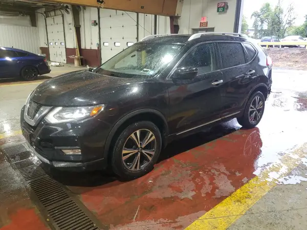 JN8AT2MV6HW015709 2017 NISSAN ROGUE - Image 1