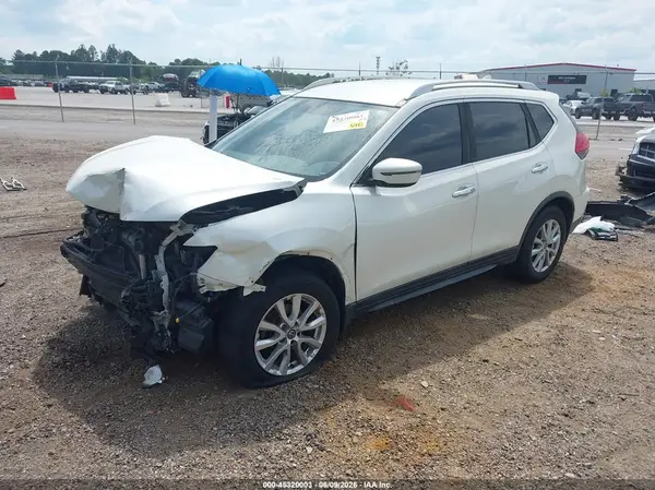 JN8AT2MV6HW016018 2017 NISSAN ROGUE - Image 2