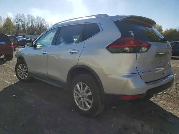 JN8AT2MV6HW016603 2017 NISSAN ROGUE - Image 2