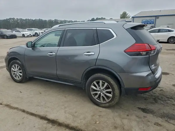 JN8AT2MV6HW018013 2017 NISSAN ROGUE - Image 2