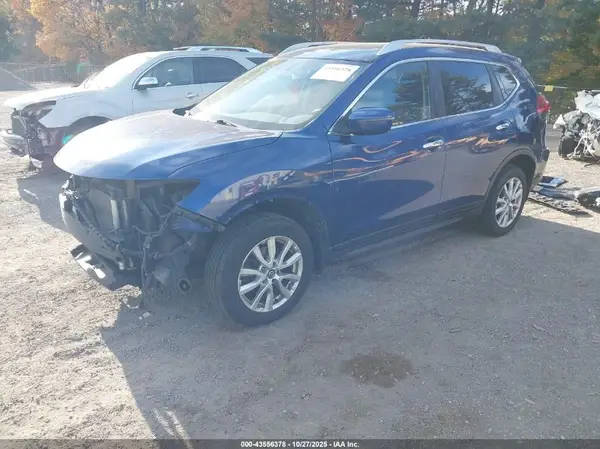 JN8AT2MV6HW018898 2017 NISSAN ROGUE - Image 2