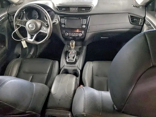 JN8AT2MV6HW023647 2017 NISSAN ROGUE - Image 8