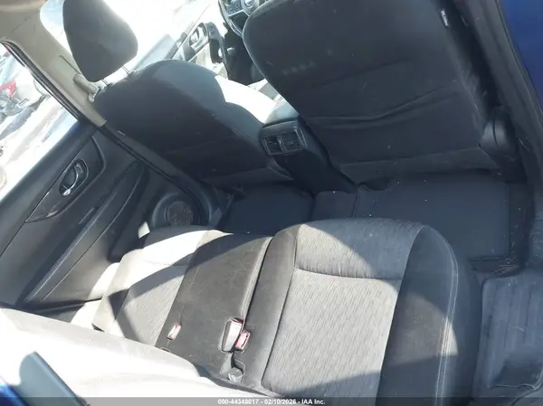 JN8AT2MV6HW024510 2017 NISSAN ROGUE - Image 8