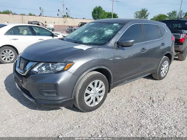 JN8AT2MV6HW026614 2017 NISSAN ROGUE - Image 2