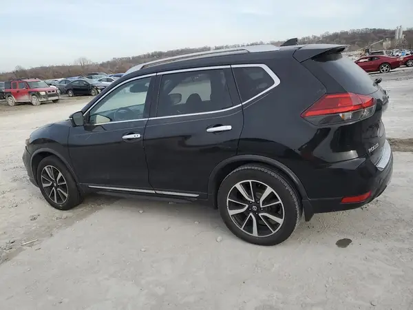 JN8AT2MV6HW250174 2017 NISSAN ROGUE - Image 2