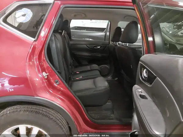 JN8AT2MV6HW250935 2017 NISSAN ROGUE - Image 8