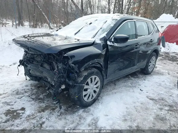 JN8AT2MV6HW251129 2017 NISSAN ROGUE - Image 2