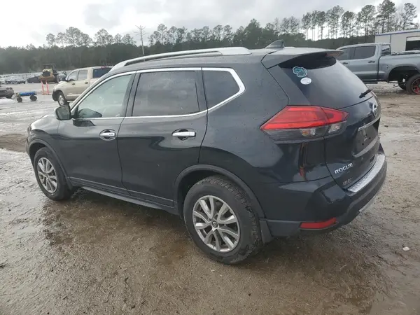 JN8AT2MV6HW254466 2017 NISSAN ROGUE - Image 2