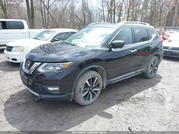JN8AT2MV6HW255018 2017 NISSAN ROGUE - Image 2