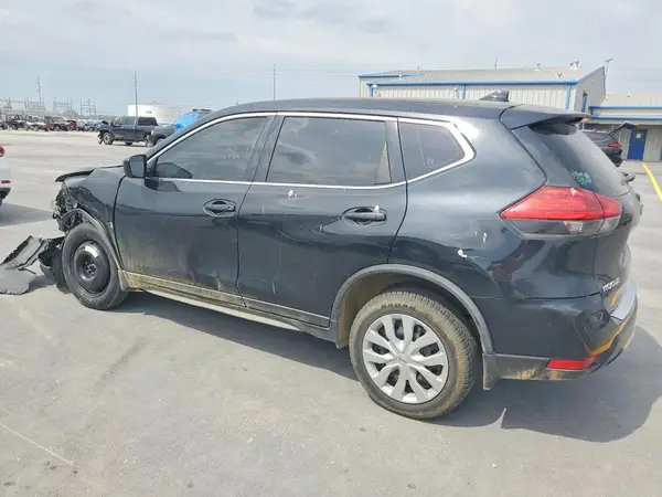JN8AT2MV6HW258095 2017 NISSAN ROGUE - Image 2