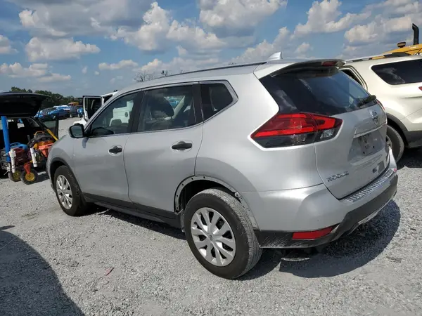 JN8AT2MV6HW258551 2017 NISSAN ROGUE - Image 2