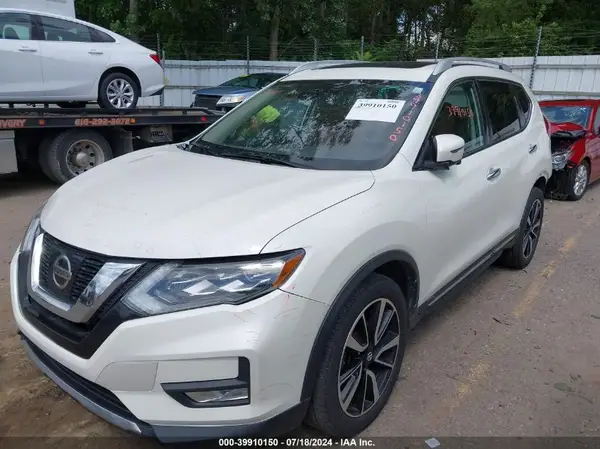 JN8AT2MV6HW259246 2017 NISSAN ROGUE - Image 2