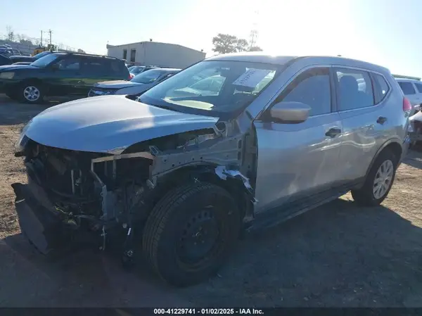 JN8AT2MV6HW261983 2017 NISSAN ROGUE - Image 2