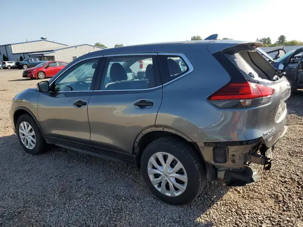 JN8AT2MV6HW262678 2017 NISSAN ROGUE - Image 2