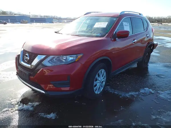 JN8AT2MV6HW262907 2017 NISSAN ROGUE - Image 2