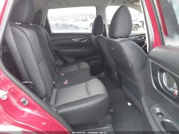 JN8AT2MV6HW262907 2017 NISSAN ROGUE - Image 8
