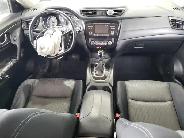 JN8AT2MV6HW263653 2017 NISSAN ROGUE - Image 8