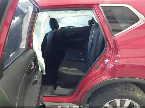 JN8AT2MV6HW266830 2017 NISSAN ROGUE - Image 8