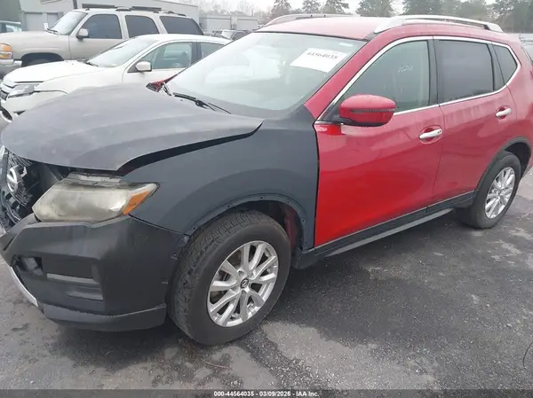 JN8AT2MV6HW267301 2017 NISSAN ROGUE - Image 2