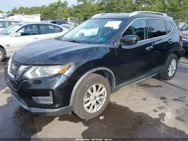 JN8AT2MV6HW267833 2017 NISSAN ROGUE - Image 2