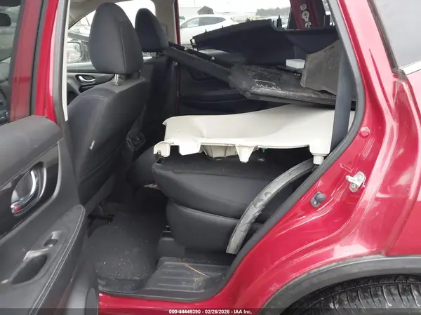 JN8AT2MV6HW268139 2017 NISSAN ROGUE - Image 8