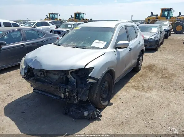 JN8AT2MV6HW268576 2017 NISSAN ROGUE - Image 2