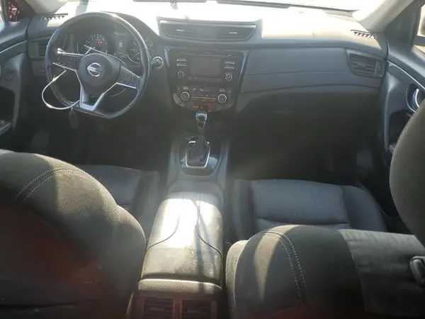 JN8AT2MV6HW270828 2017 NISSAN ROGUE - Image 8