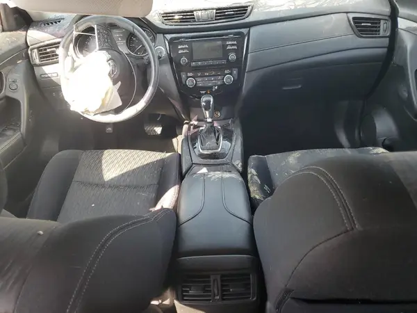 JN8AT2MV6HW271106 2017 NISSAN ROGUE - Image 8