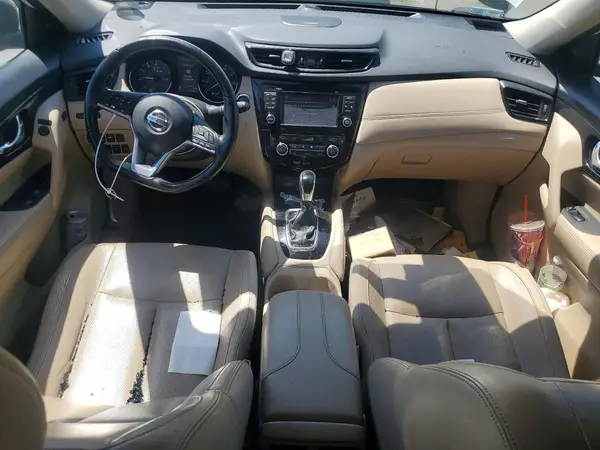 JN8AT2MV6HW274796 2017 NISSAN ROGUE - Image 8