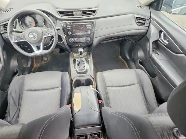 JN8AT2MV6HW275589 2017 NISSAN ROGUE - Image 8